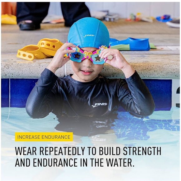 FINIS Thermal Swim Shirt in Black - Picture 14 of 15